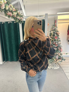 Lula Button Blouse