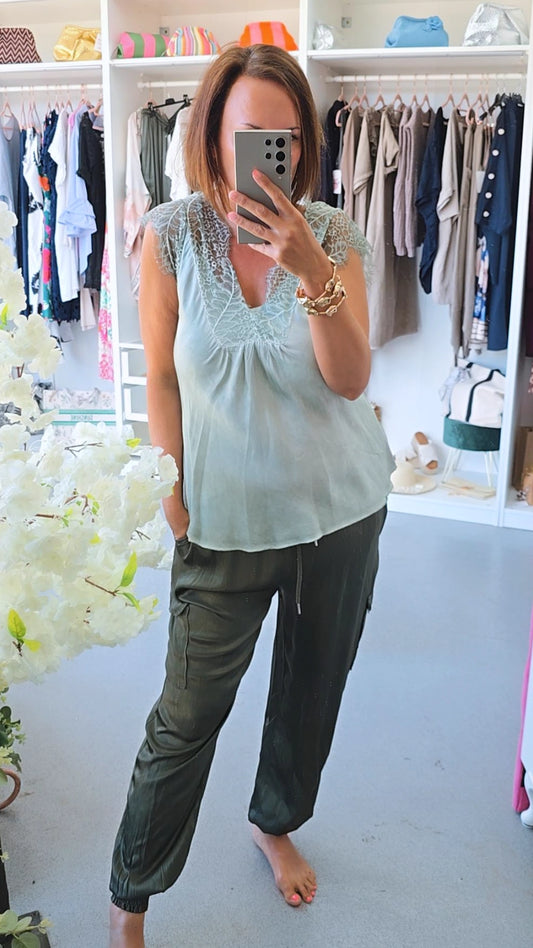 Becca Satin cargos